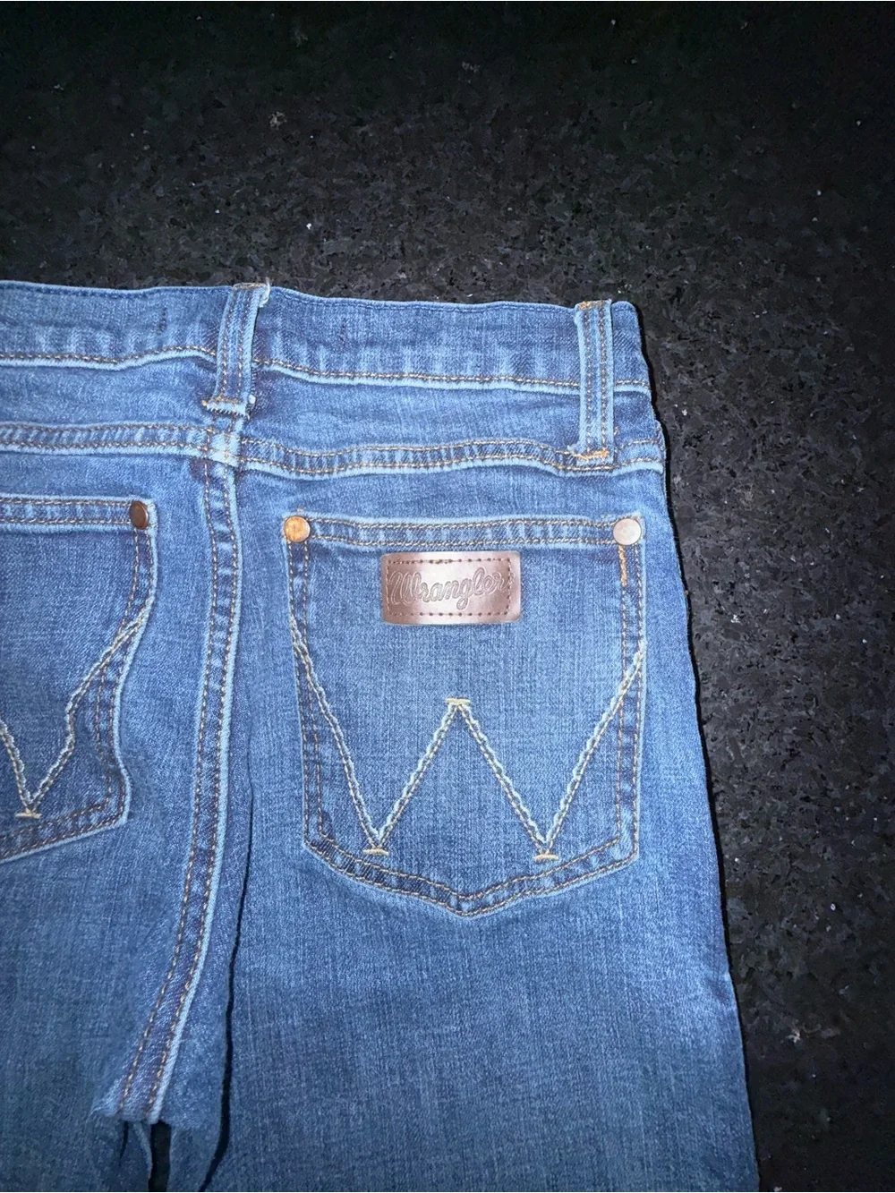 UEC Wrangler Medium Wash Denim Bootcut Blue Jeans SZ 12 SLIM
